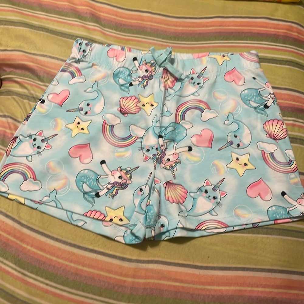 Girls shorts